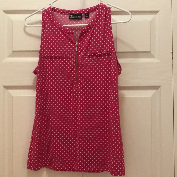 Sleeveless top. Pink with white polka dots. - Picture 1 of 3